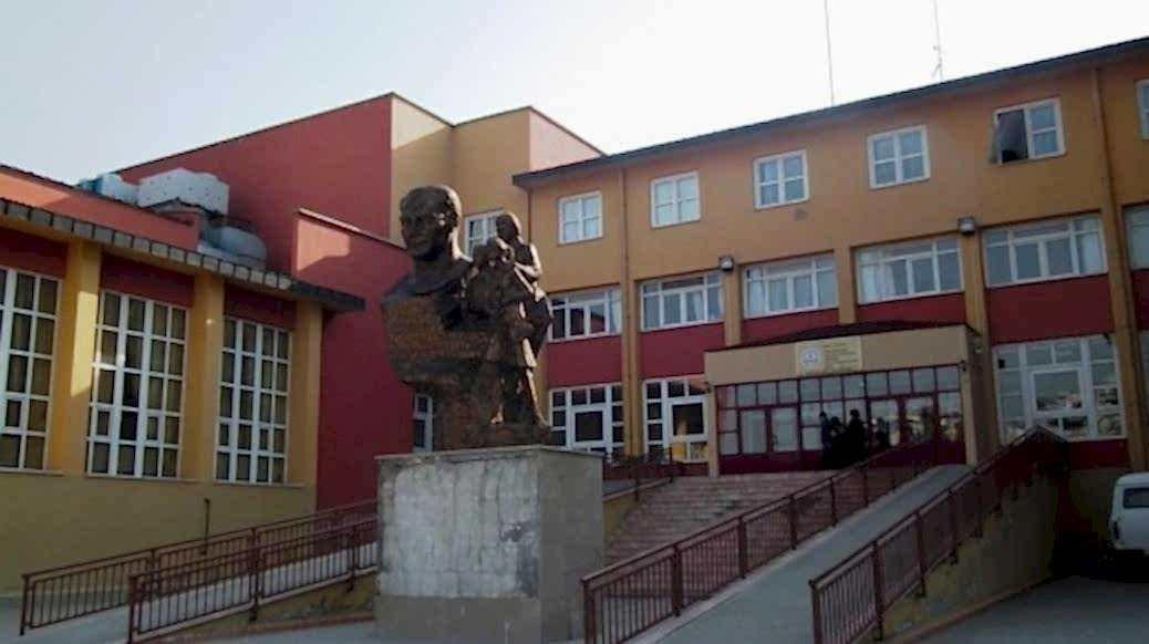 GÜZEL SANATLAR LİSELERİNE HAZIRLIK VE ZEKİ MÜREN GÜZEL SANATLAR LİSESİNE HAZIRLIK