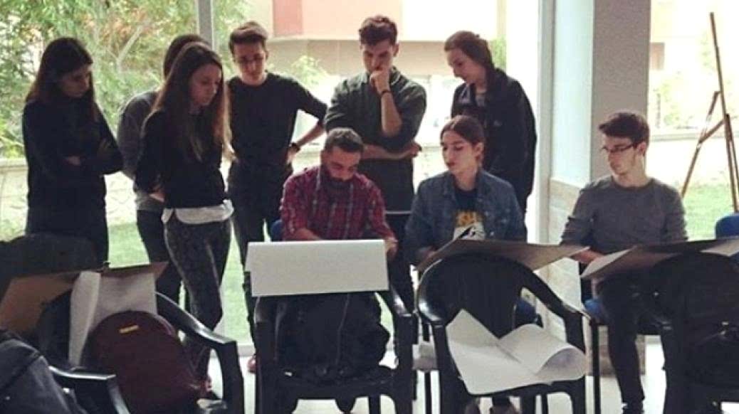 RESİM KURSU ÜZERİNE